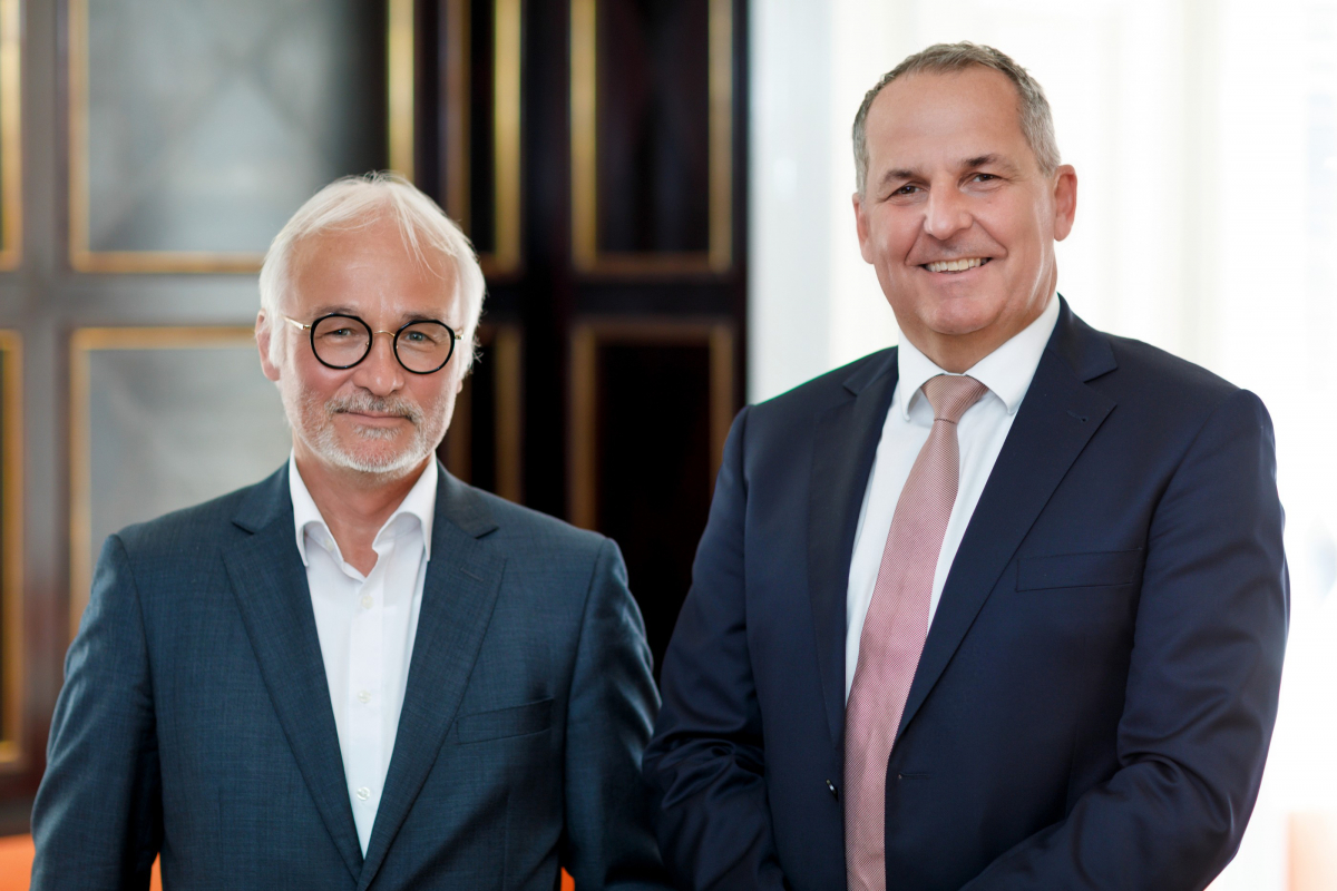 Herbert Vlasaty (Vorstand Julius Meinl AG) und Mag. Udo Kaubek (Geschäftsführer Julius Meinl am Graben